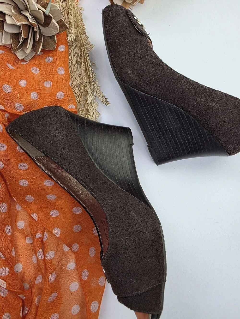 Lilly Pulitzer Brown Suede Peep-Toe Wedges Sz 6